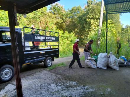 Pengambilan Sampah Plastik 